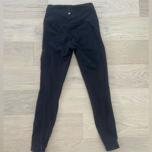 Black lululemon leggings